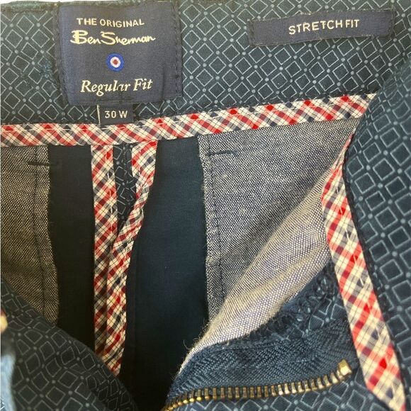 Ben Sherman Flat Front Shorts 30” Waist - Picture 3 of 3